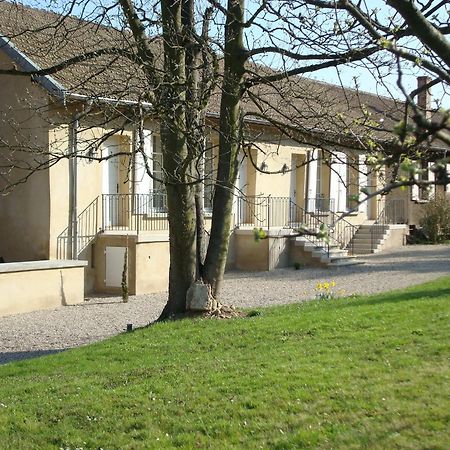 Апартаменты Les Communs Du Manoir Экюли Экстерьер фото
